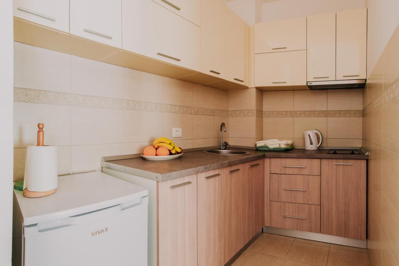 Peace 2 Apartments With Parking Будва Екстер'єр фото