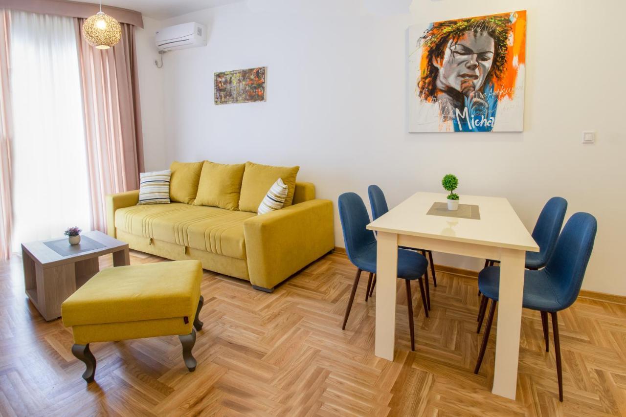 Peace 2 Apartments With Parking Будва Екстер'єр фото